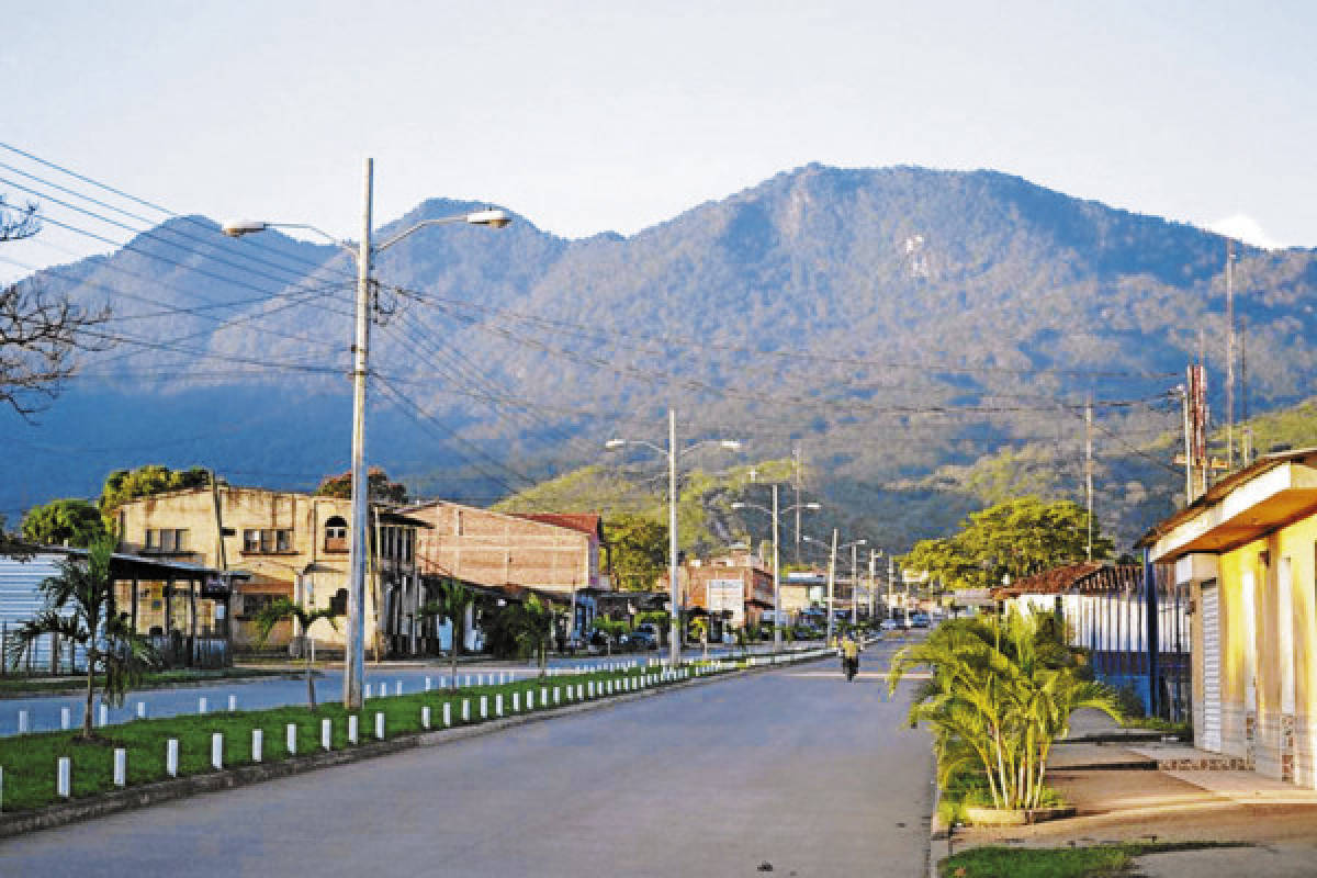 Catacamas avanza en la ruta del desarrollo económico