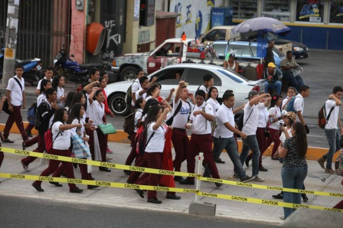 Estudiantes protestan en Tegucigalpa