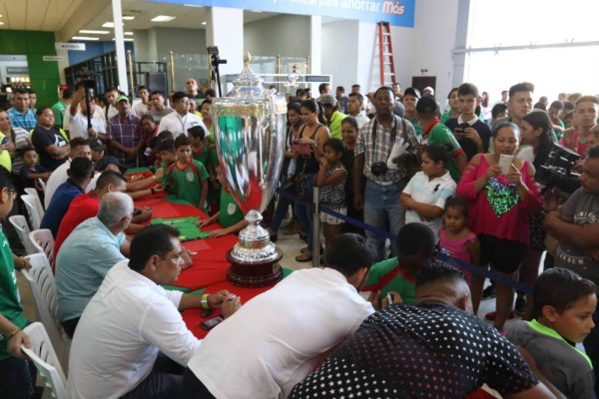 Marathón presenta la Copa Presidente a sus aficionados
