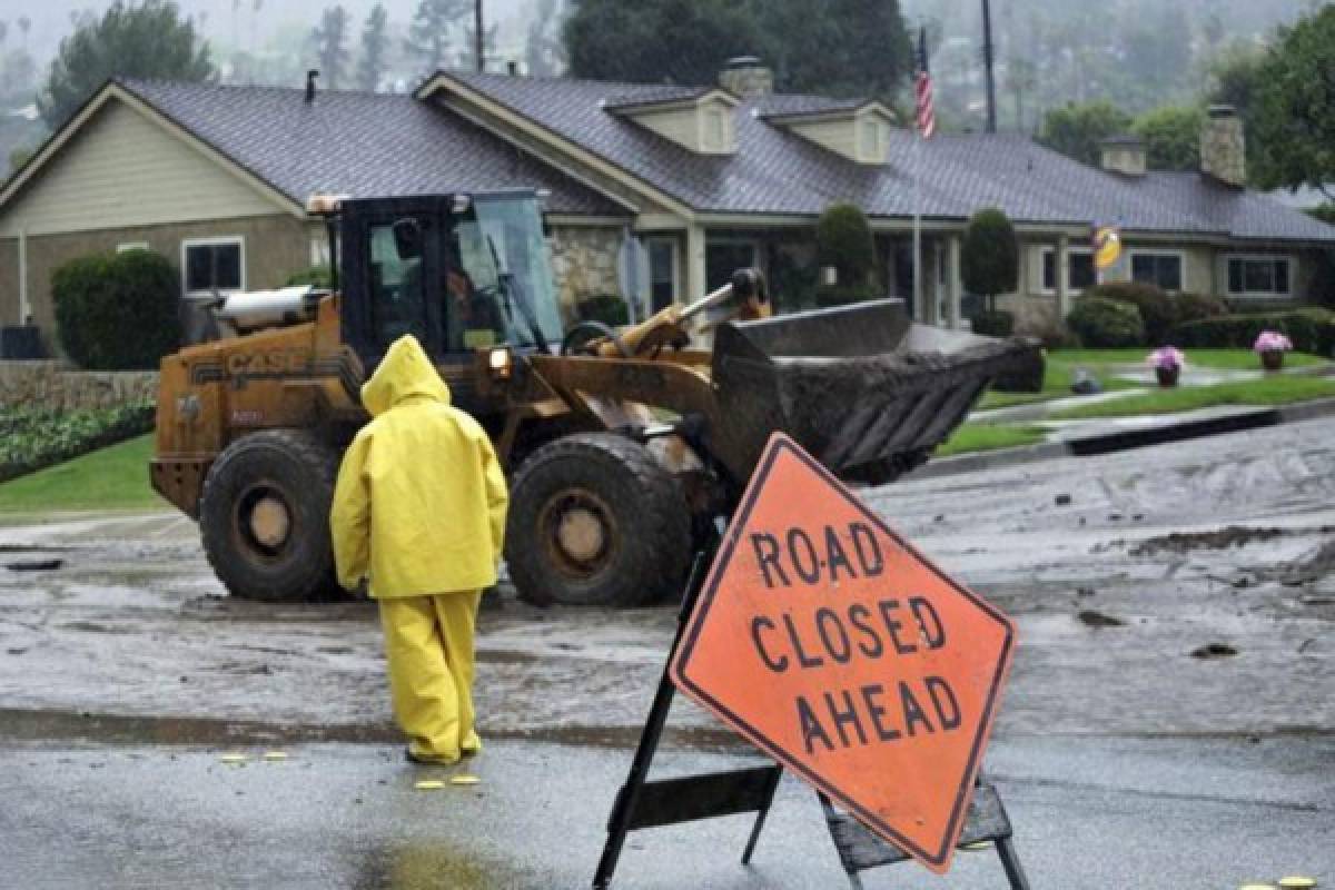 California declara emergencia por daños causados por fuertes tormentas