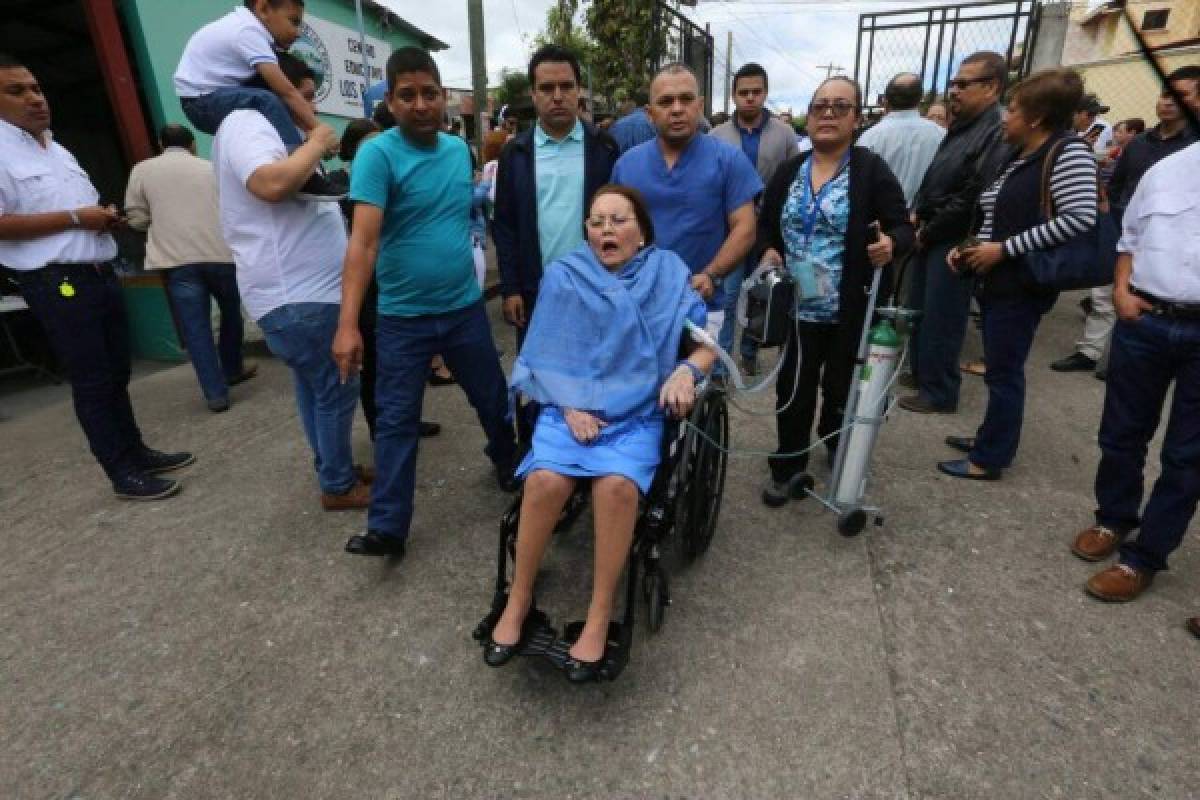 Grandes figuras de la política hondureña dan ejemplo de civismo