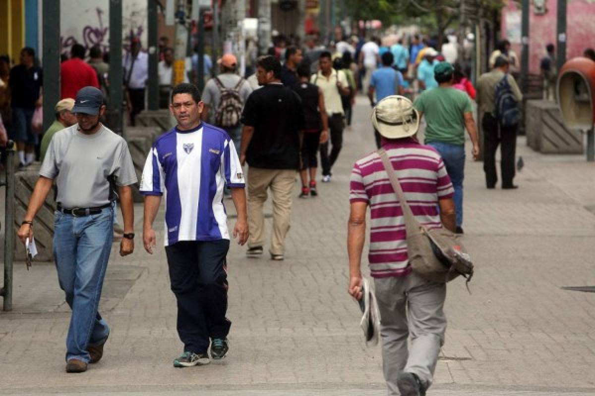 En capital de Honduras sigue éxodo de viajeros