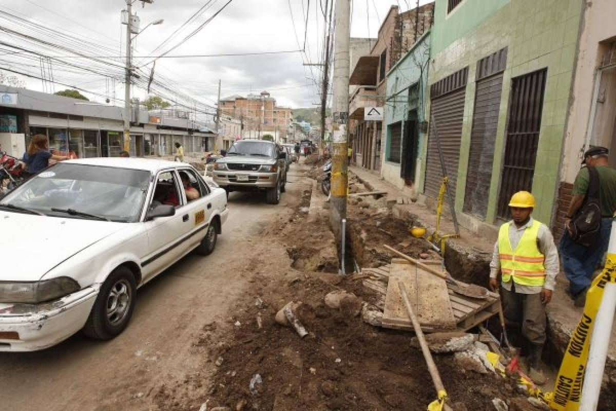 Habilitan tramo de calle en la avenida Gutenberg del barrio El Guanacaste de Tegucigalpa