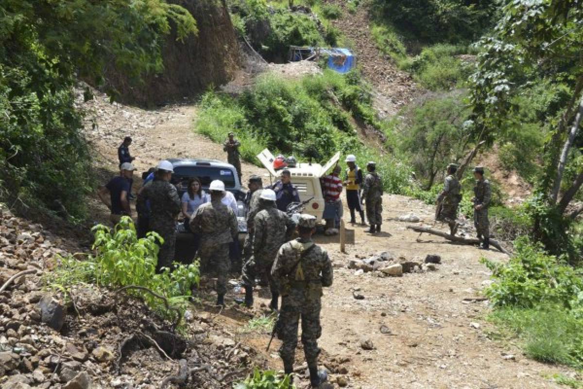 Retoman labores de rescate de cuerpos de mineros del sur