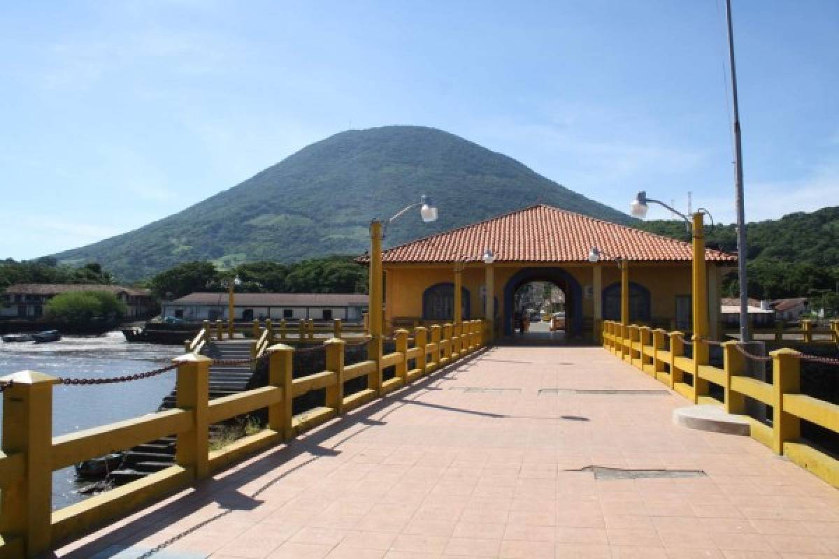 Amapala ruge como destino turístico desde la Isla del Tigre