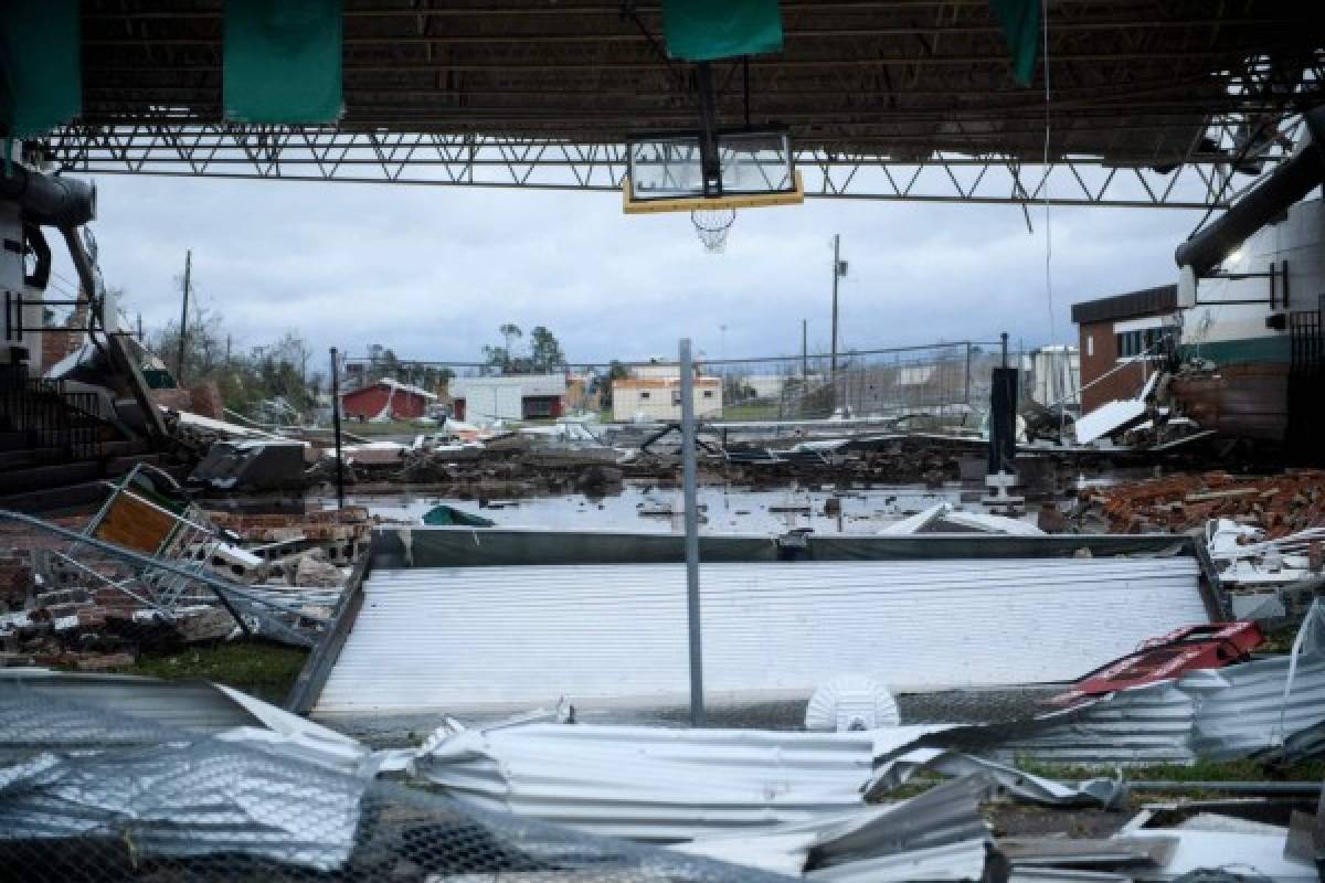 Registran primera muerte en Florida tras el paso del huracán Michael