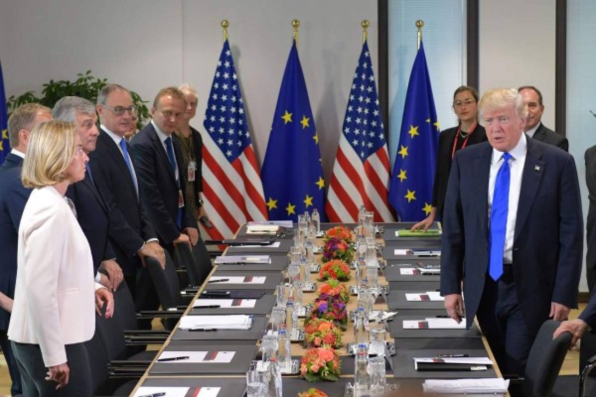 Donald Trump se reúne con líderes de instituciones de la UE en Bruselas