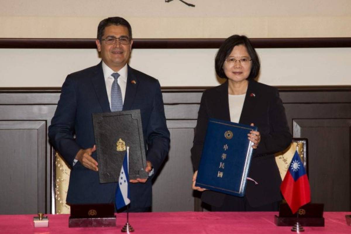 La presidenta de Taiwán estrechará la mano de Honduras