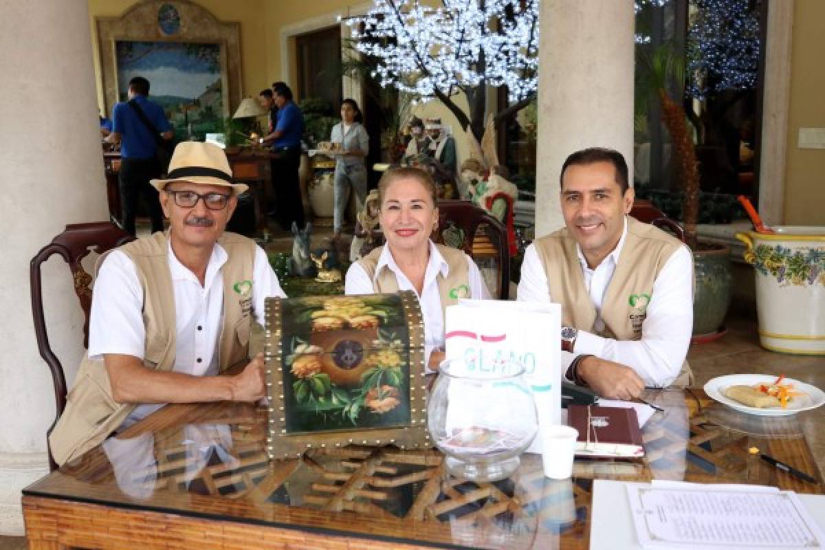 Damas solidarias comparten almuerzo en ayuda al Hospital San Felipe