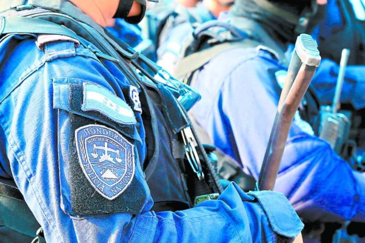 CN finaliza dictamen de ley para depurar la Policía Nacional