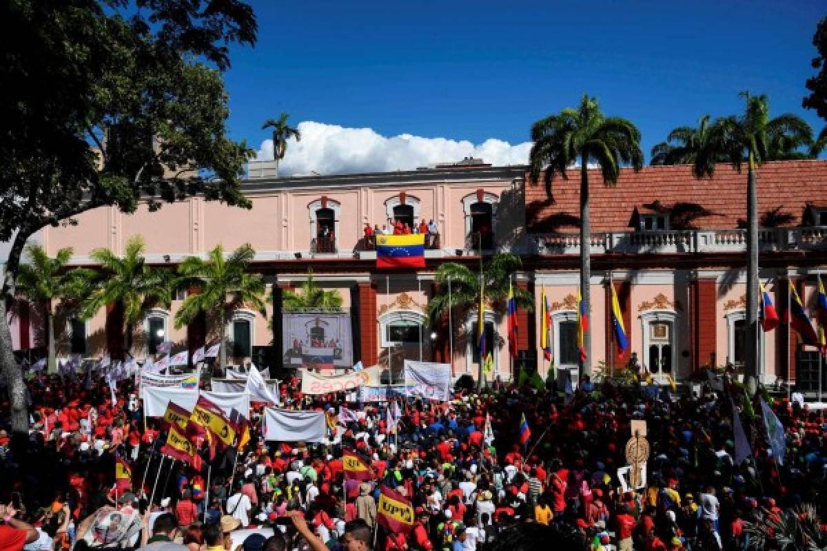 Trump 'sigue firmemente comprometido' a sacar a Maduro, asegura Pompeo