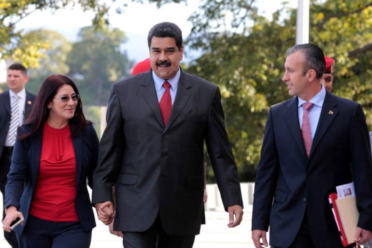 Parlamento venezolano declarará a Maduro en abandono de cargo por crisis 