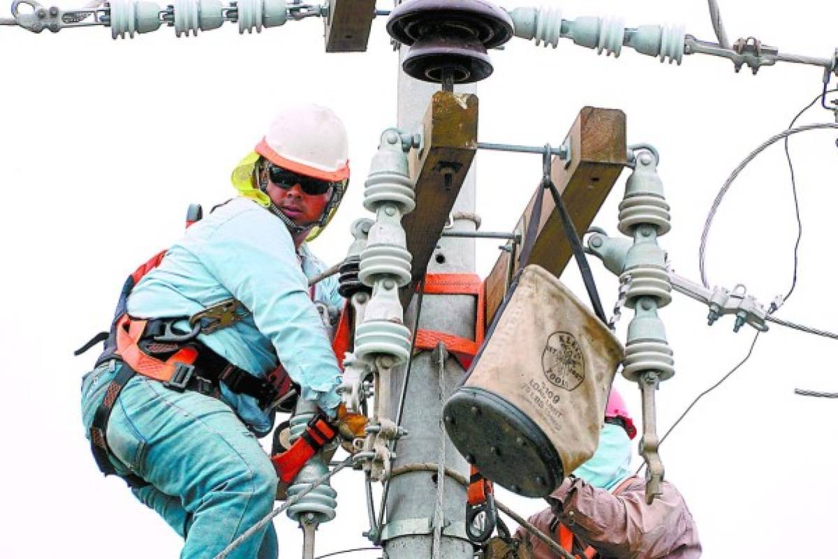 Ajuste a energía le generará a ENEE más de 300 millones de lempiras mensuales