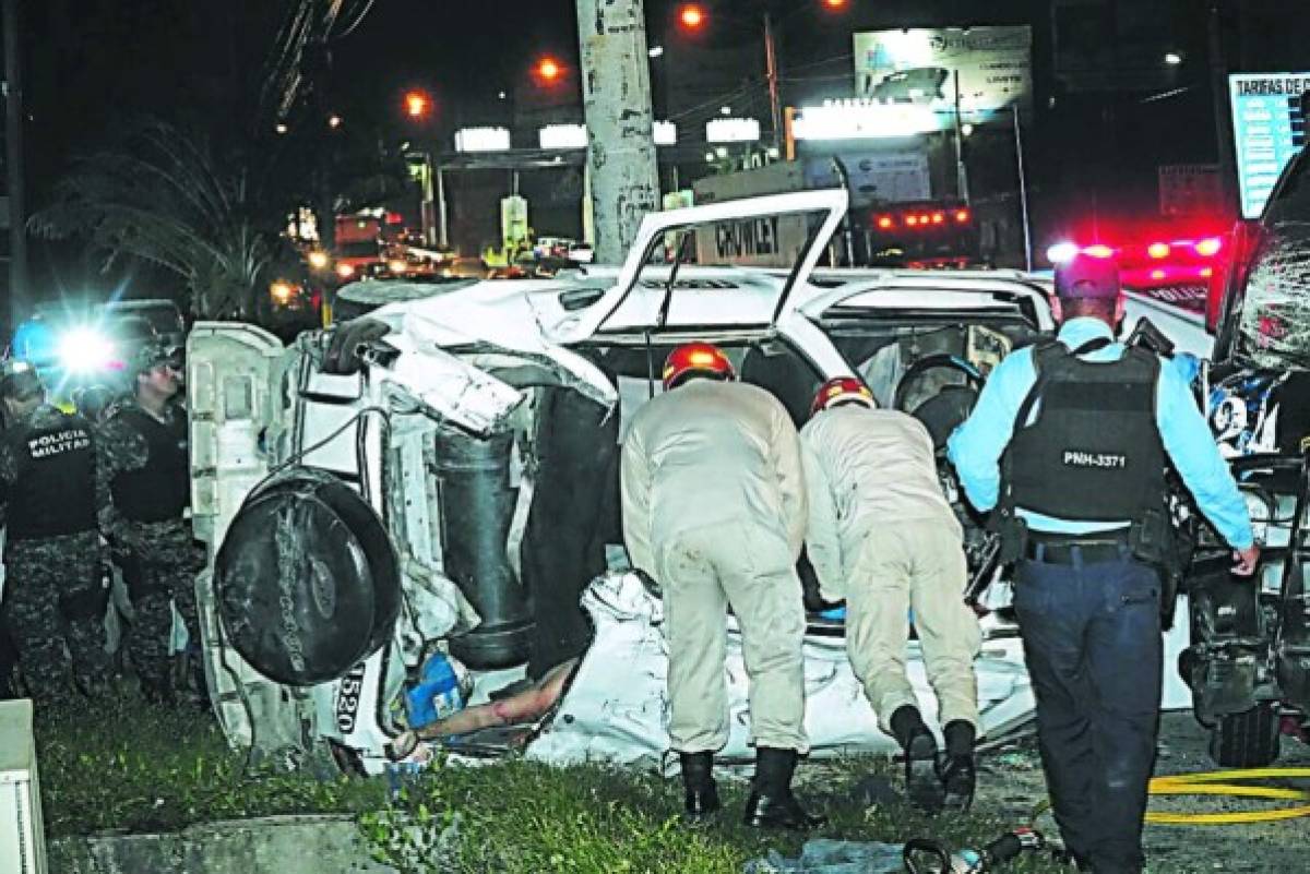 Buscan a taxista que causó muerte de tres mujeres en San Pedro Sula