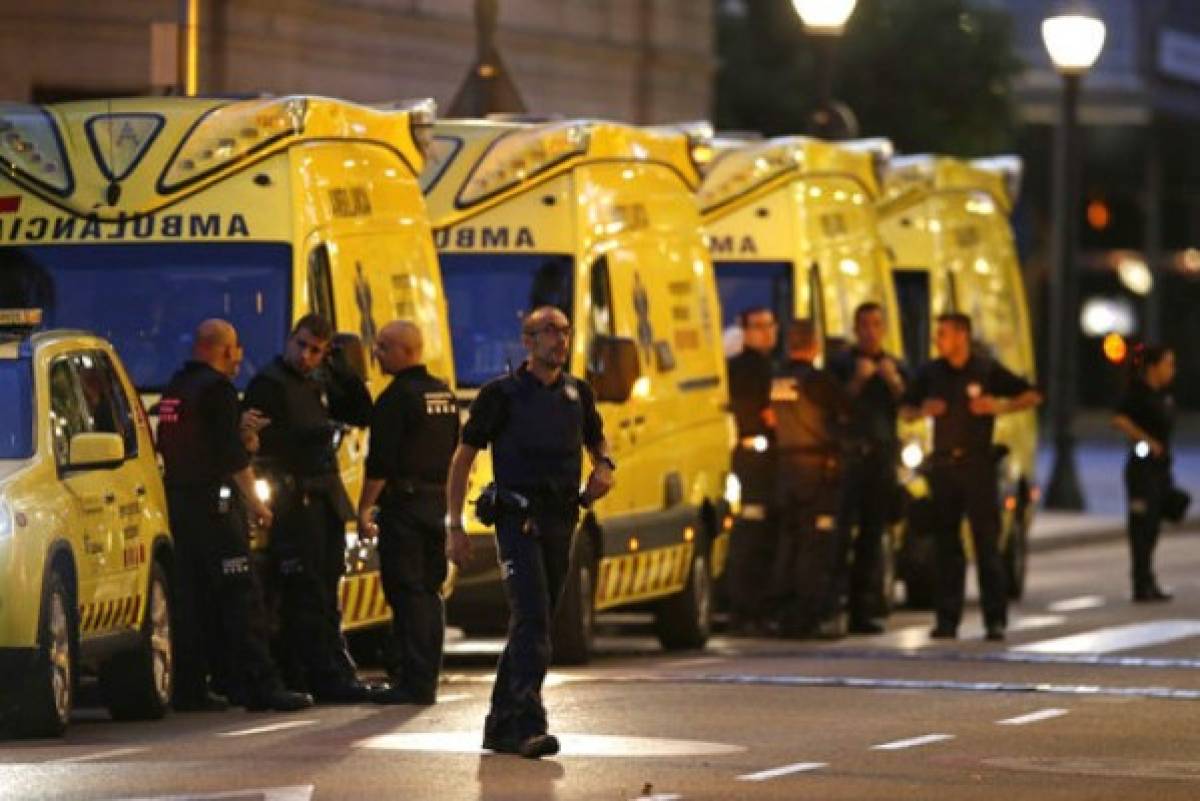 Realeza española, presidente de Francia y ministra británica condena ataque terrorista en Barcelona  