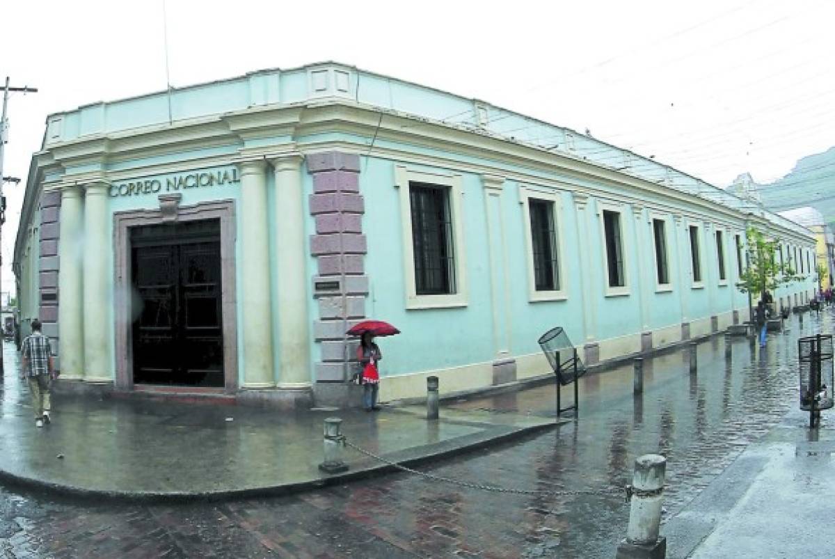 El edificio del correo es el custodio intangible de testimonios.