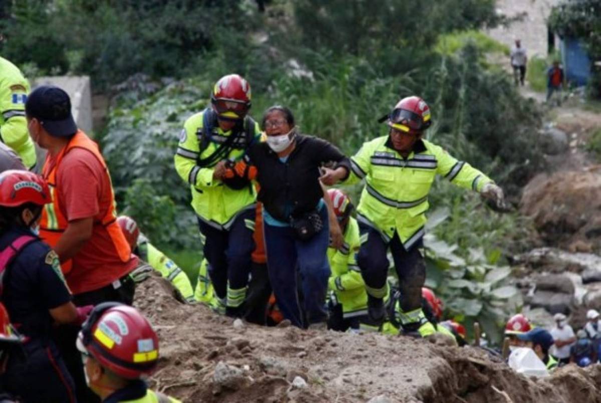 Pocas esperanzas de encontrar sobrevivientes por alud en Guatemala