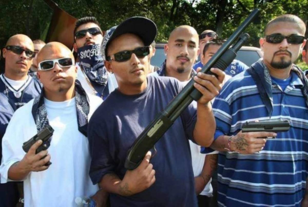 El Salvador emite consejos a los jóvenes para evitar ser capturados por pandilleros