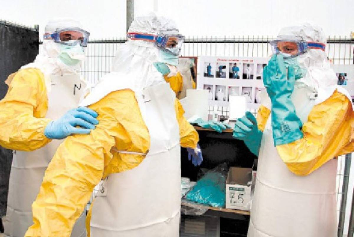 Por sospecha de ébola evalúan a siete personas africanas en Honduras