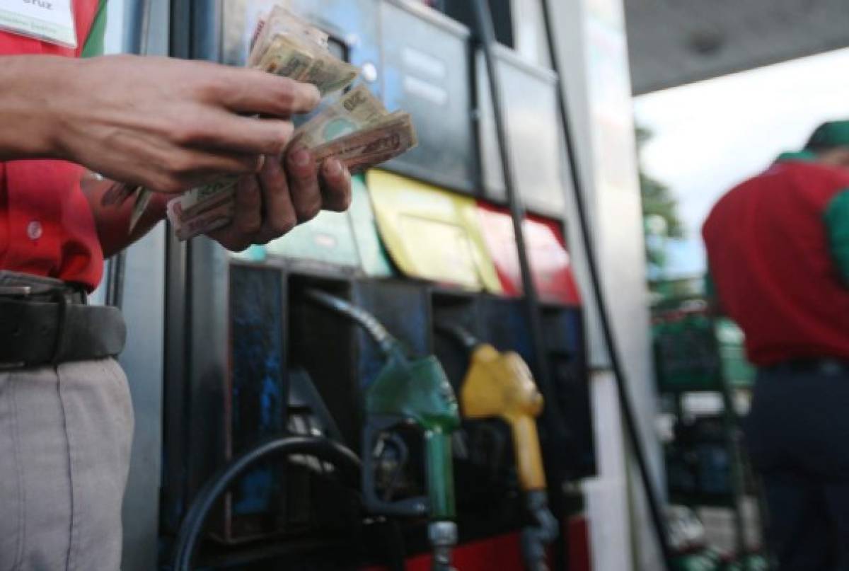 Impuestos por combustibles aumentaron L 1,024 millones