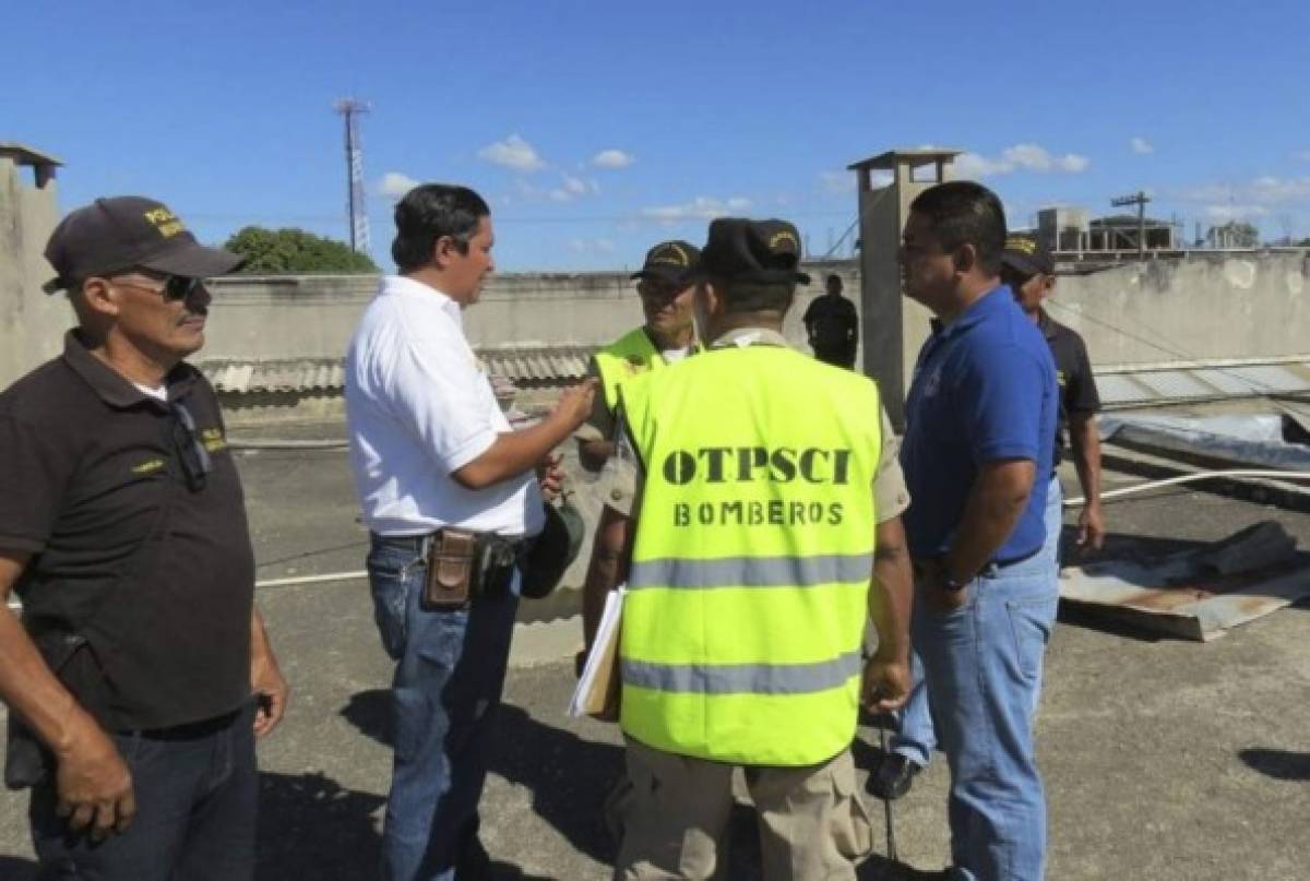 Cuerpos de socorro temen tragedia en mercado