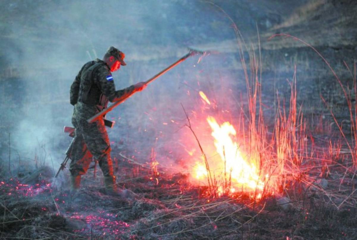Imparable quema de bosques en Honduras
