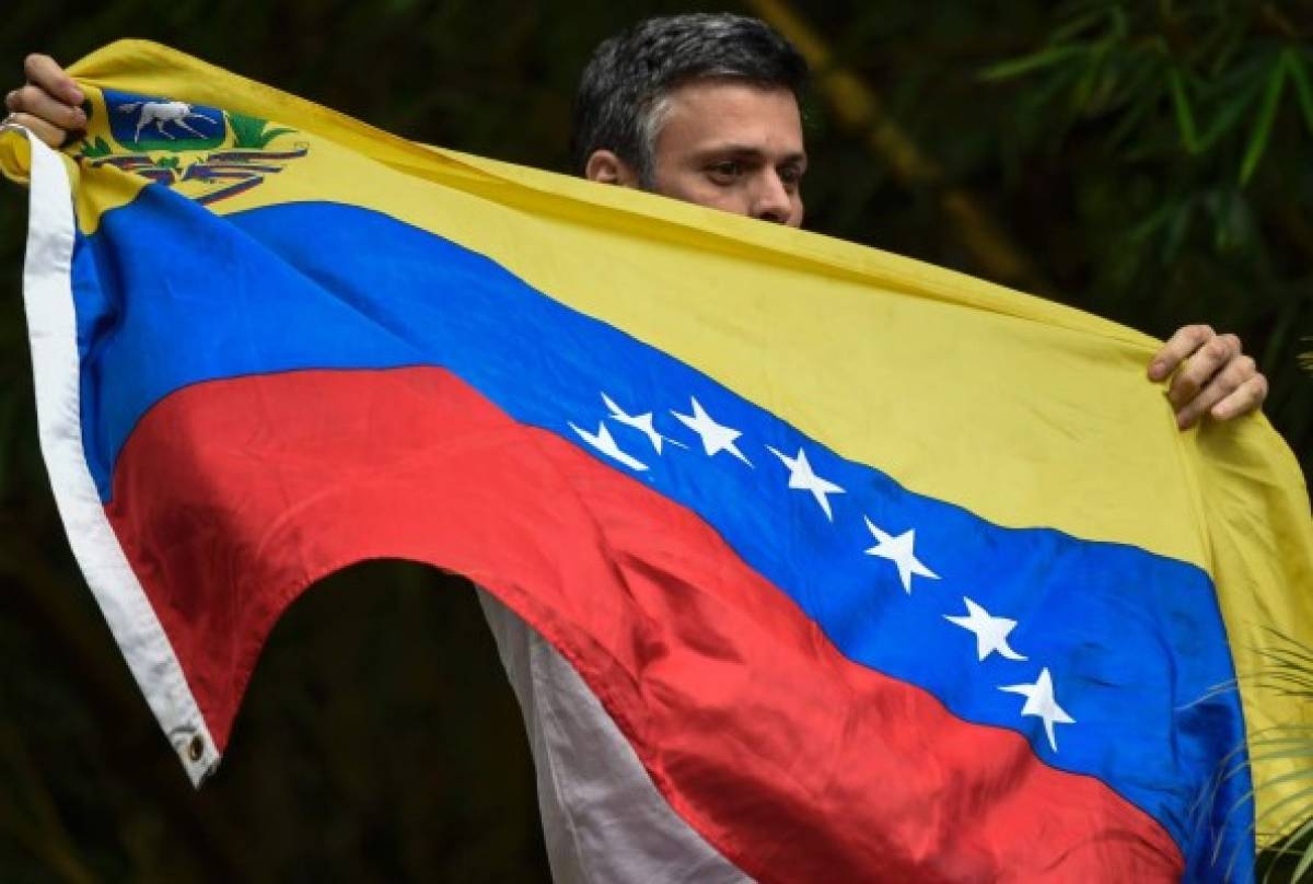 Fiscal de Venezuela: Maduro usa excarcelación de López para lavar su imagen