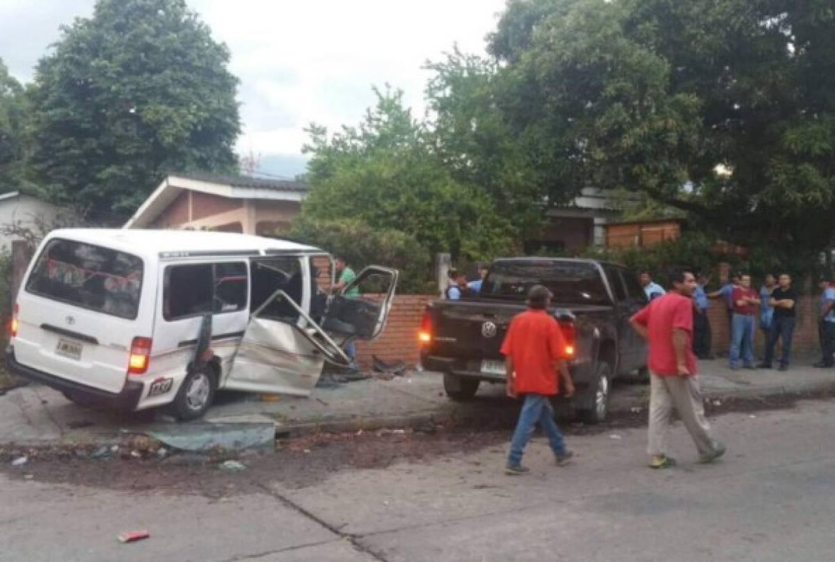 Honduras: Cinco personas heridas deja choque entre rapidito y patrulla de la DPI
