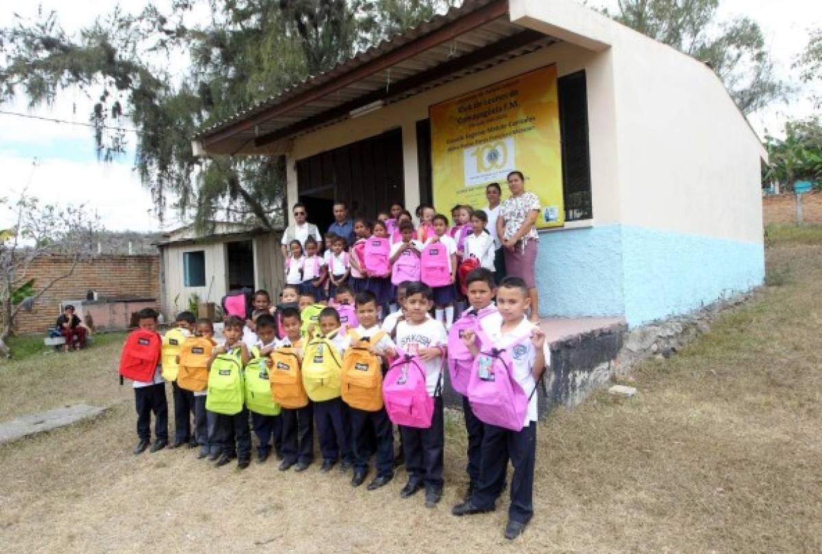 Maratón del Saber lleva esperanza y alegría a la aldea Nuevas Flores