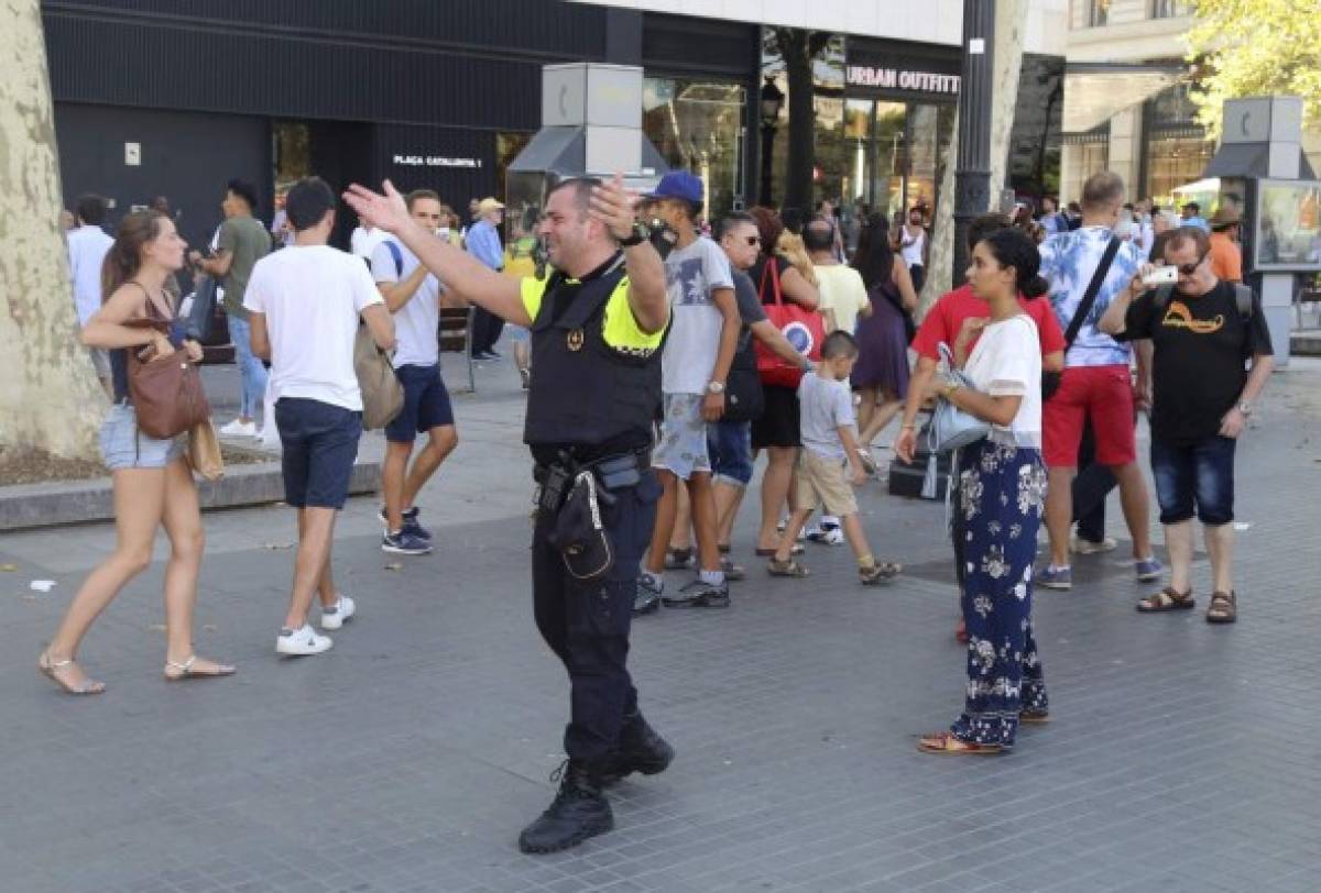 Estados Unidos ofrece ayuda a Barcelona tras ataque terrorista