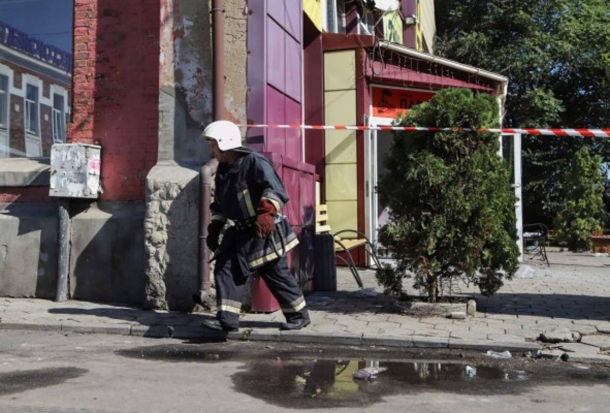 Ocho muertos en un incendio en un hotel de Ucrania