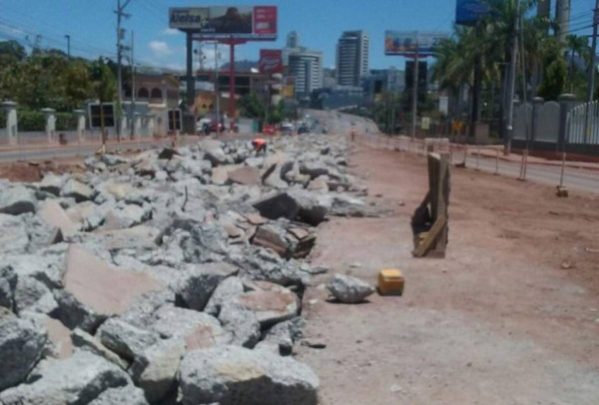 Inspeccionan tramo del Trans 450 demolido por obras de la Alcaldía de Tegucigalpa