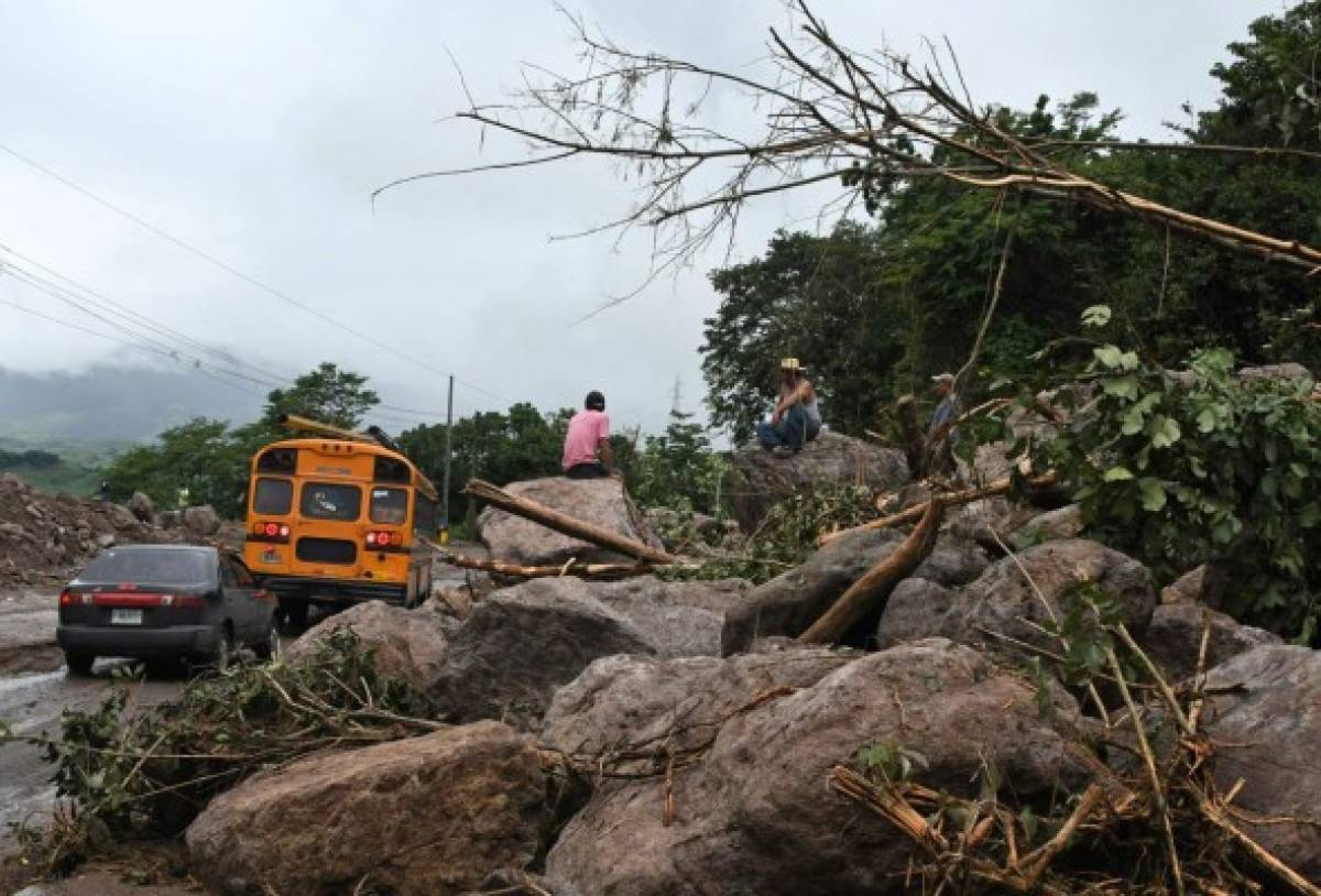 Rehabilitan varios puentes y carreteras en Honduras afectadas por lluvias