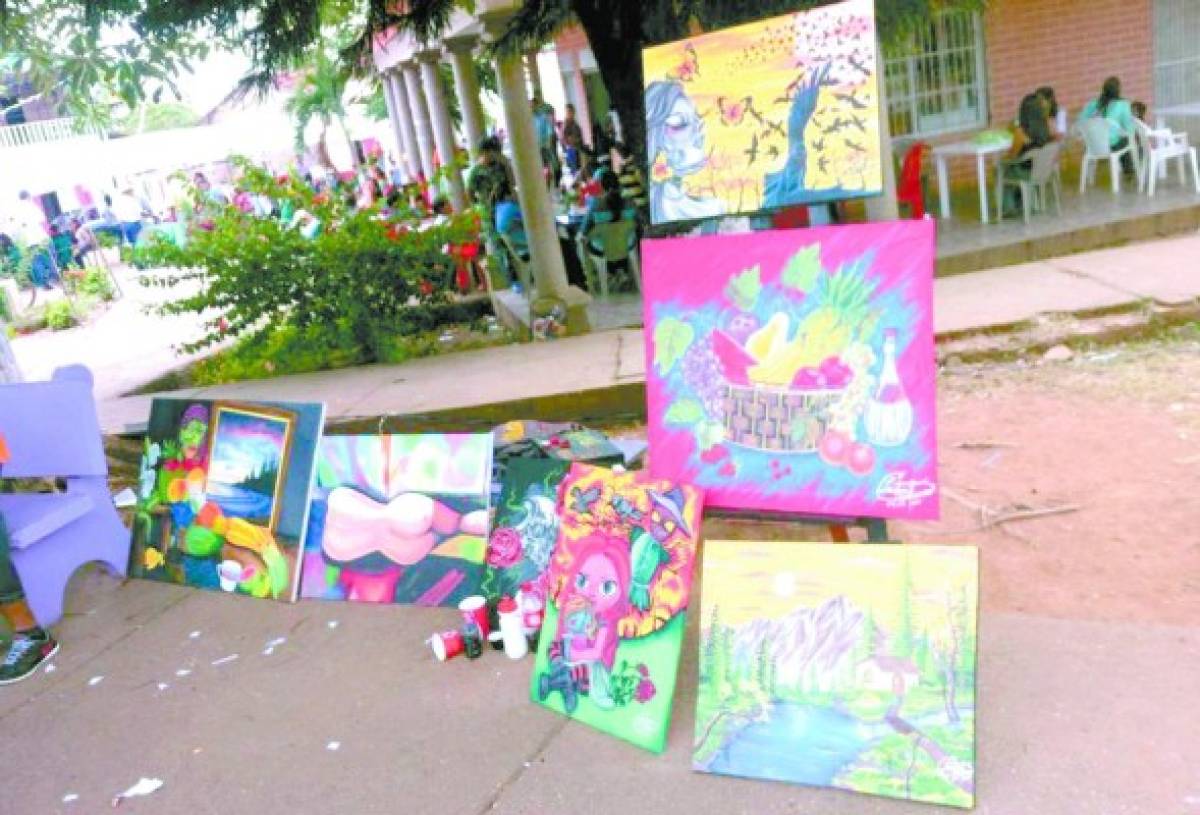 Exposiciones callejeras de nuevos pintores