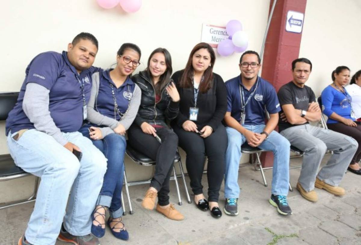Honduras: Diario EL HERALDO festejó su 37 aniversario con bombos y platillos