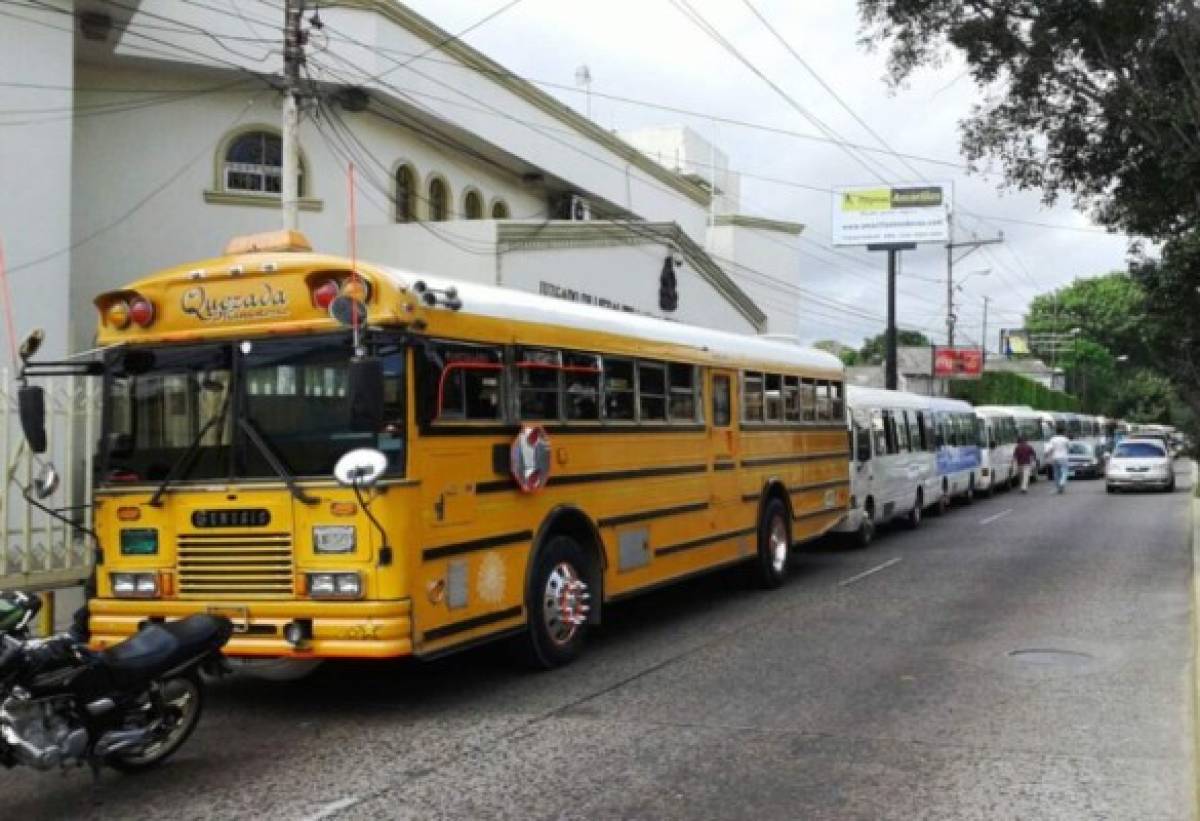 Bajo amenazas, transportistas piden en Juzgados liberación de motorista