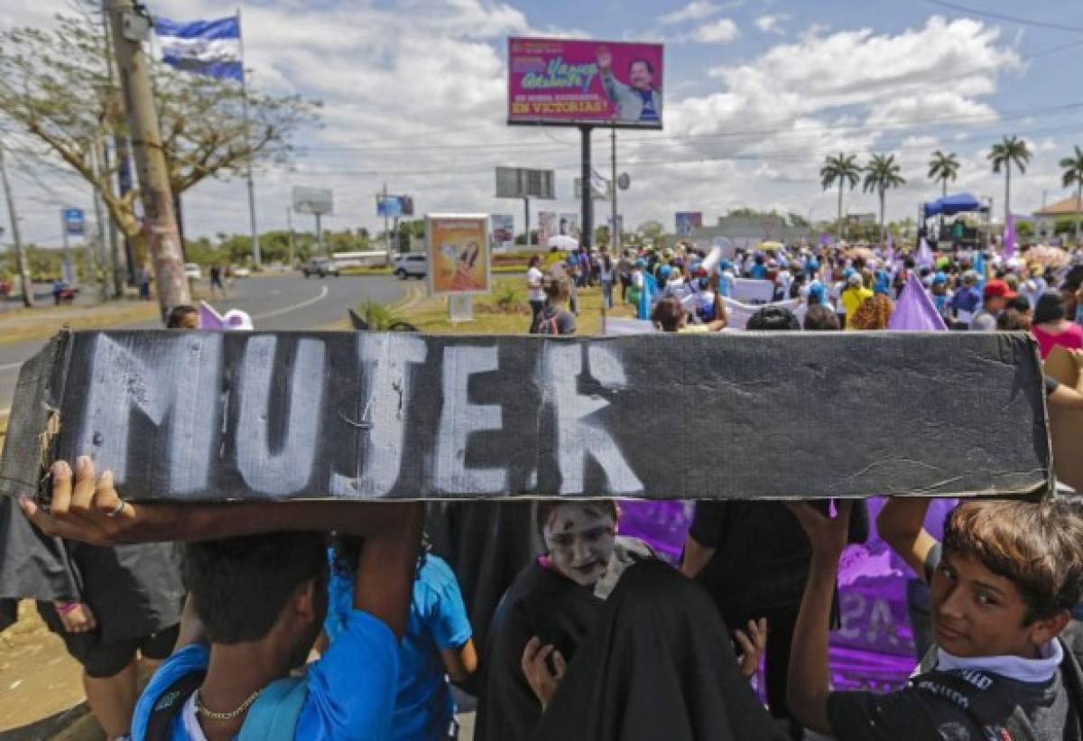 Mujeres centroamericanas reclamaron justicia por el asesinato de Berta Cáceres