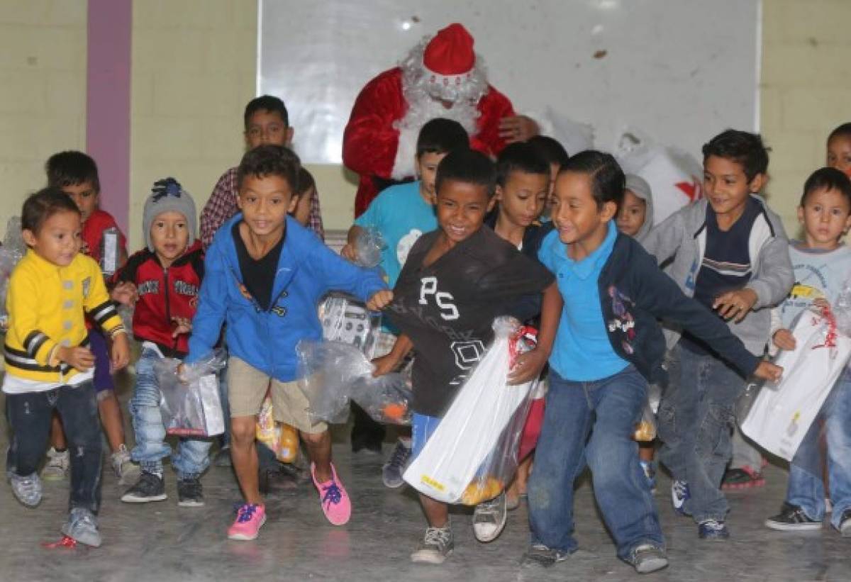 Reinó la felicidad entre los niños de la Villa Peniel