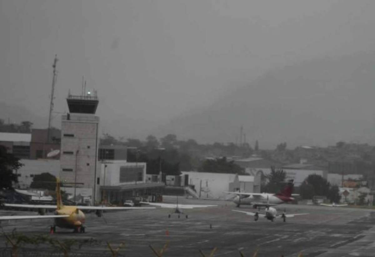 Aeropuertos de Honduras operan con normalidad a excepción de el Golosón