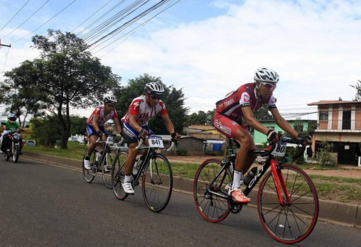 La Vuelta Ciclística de El Heraldo: Un sueño sobre dos ruedas que terminó moviendo a un país