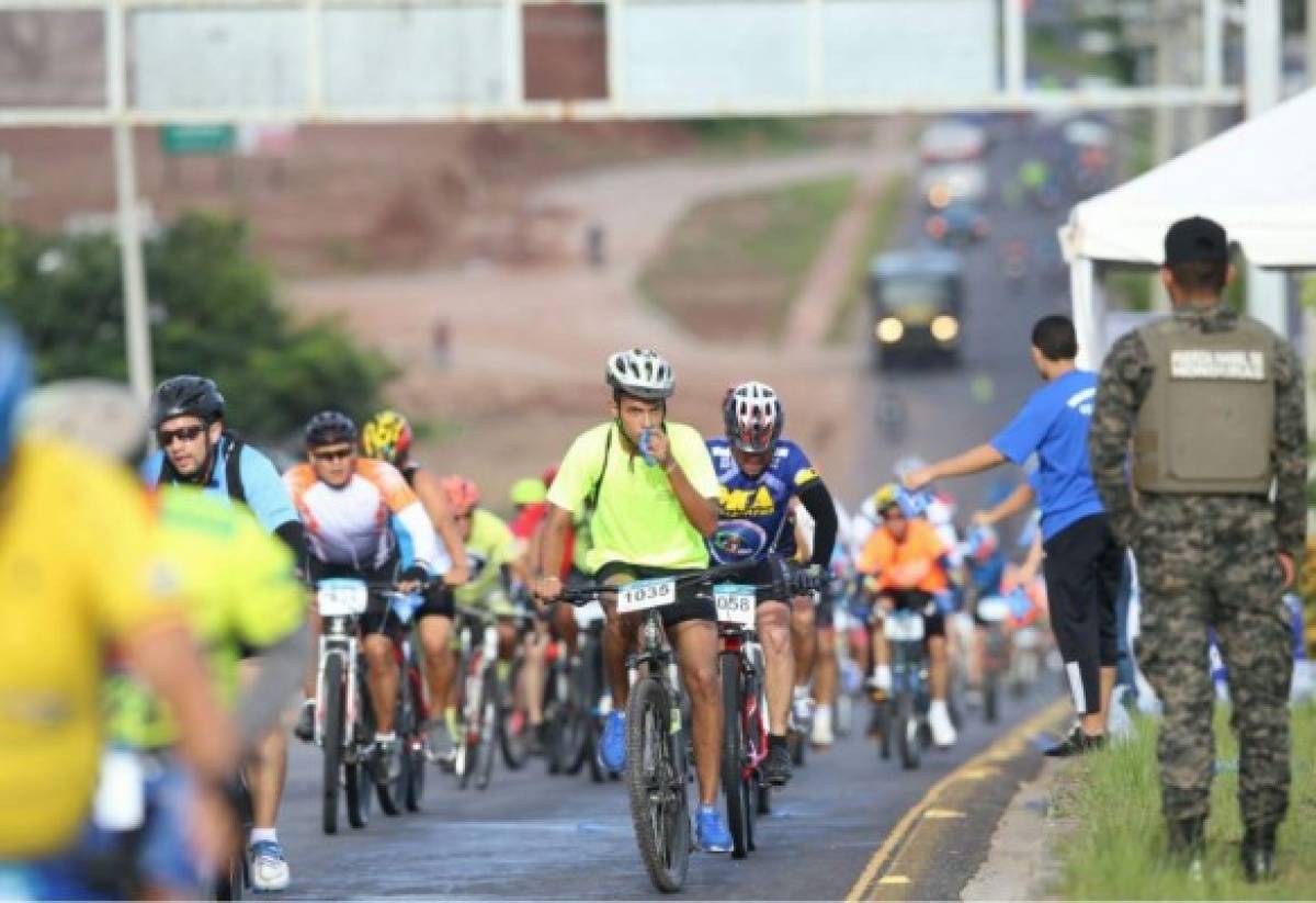 Jorge Torres, ganador de la Cuarta Vuelta Ciclística