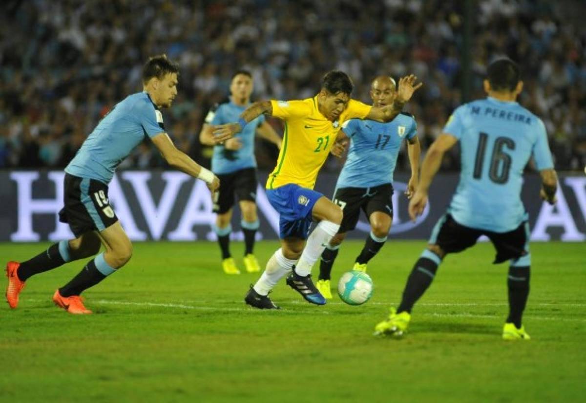 Brasil golea 4-1 a Uruguay a domicilio y queda a las puertas del Mundial