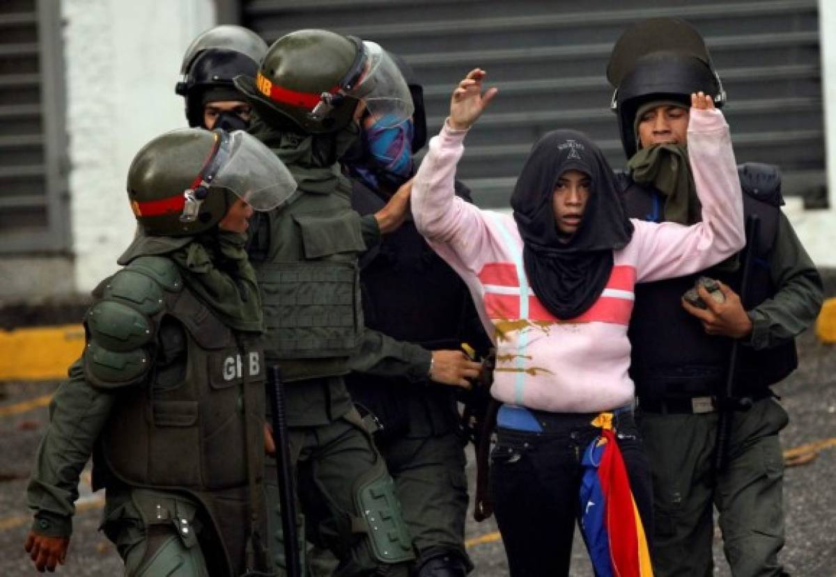 Chavismo listo para votar su Constituyente mientras oposición prepara protestas