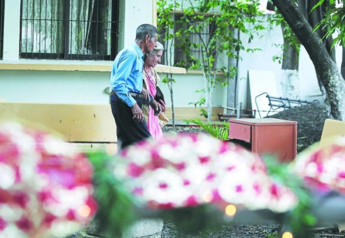 Centros asistenciales se visten de fiesta para celebrar el nacimiento de Jesús