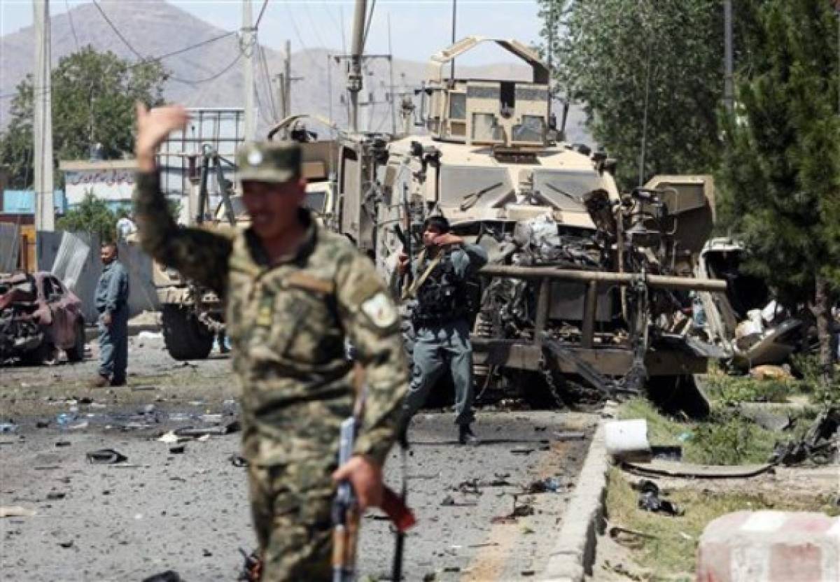 Estalla coche bomba en cercanías de embajada de EE.UU. en Afganistán