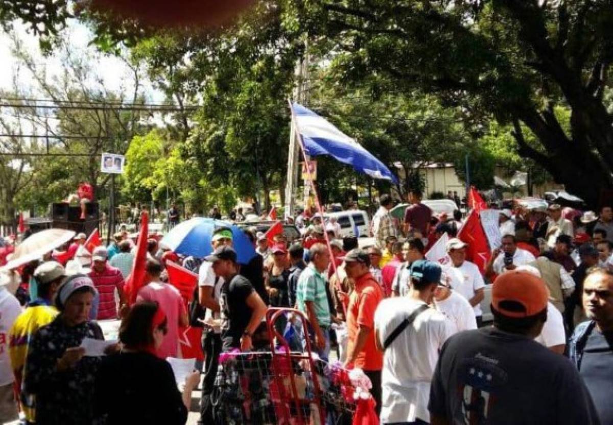 Alianza de Oposición realiza marcha en la capital de Honduras