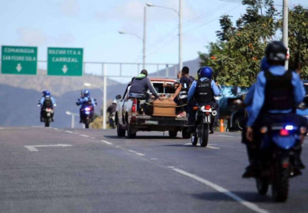 Extorsionadores, sicarios y narcos acorralan a transportistas en Honduras