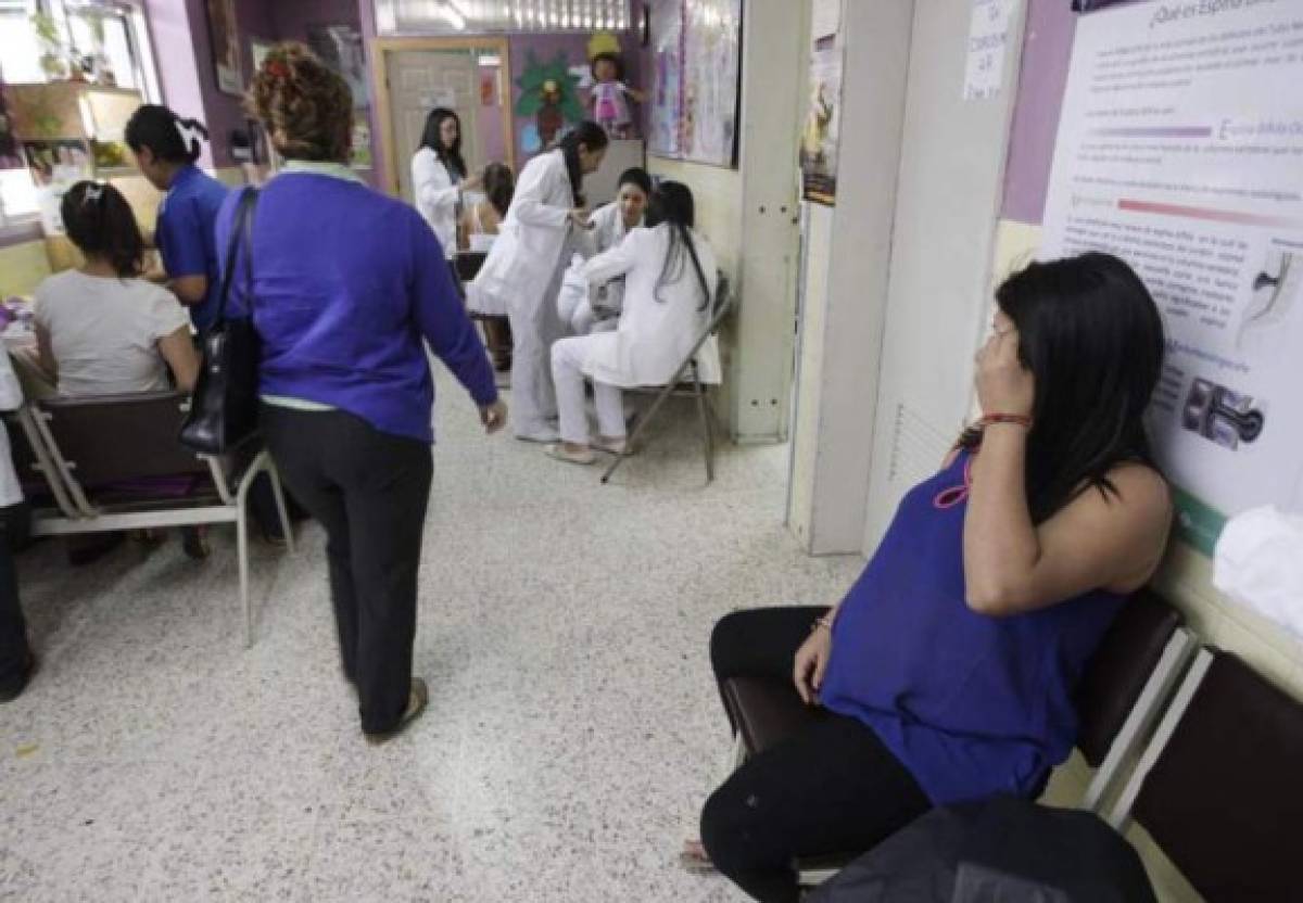 Siete casos sospechosos de mujeres embarazadas con zika registra Salud