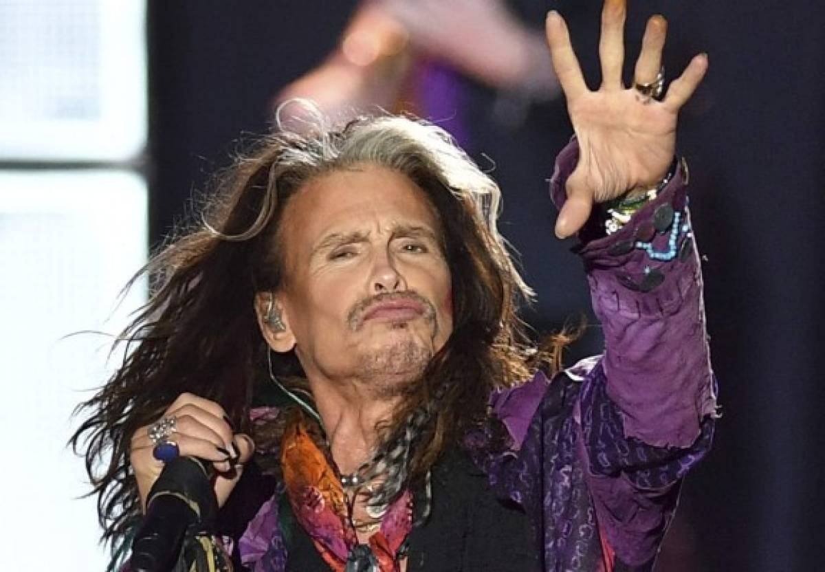 Steven Tyler desmiente rumores sobre su salud