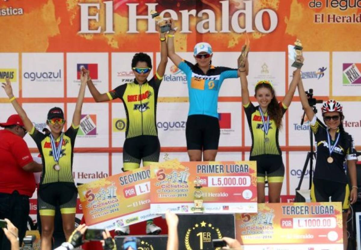 Así fueron las premiaciones en la 5ta Vuelta Ciclística de El Heraldo.